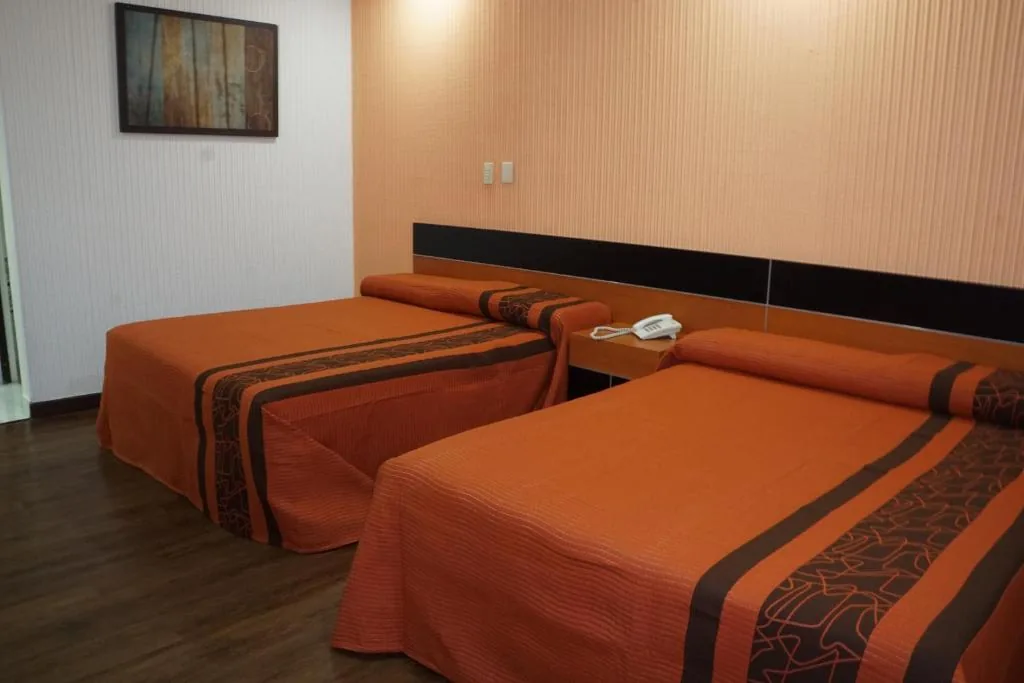 Habitación Doble - 2 camas — Hotel Castro